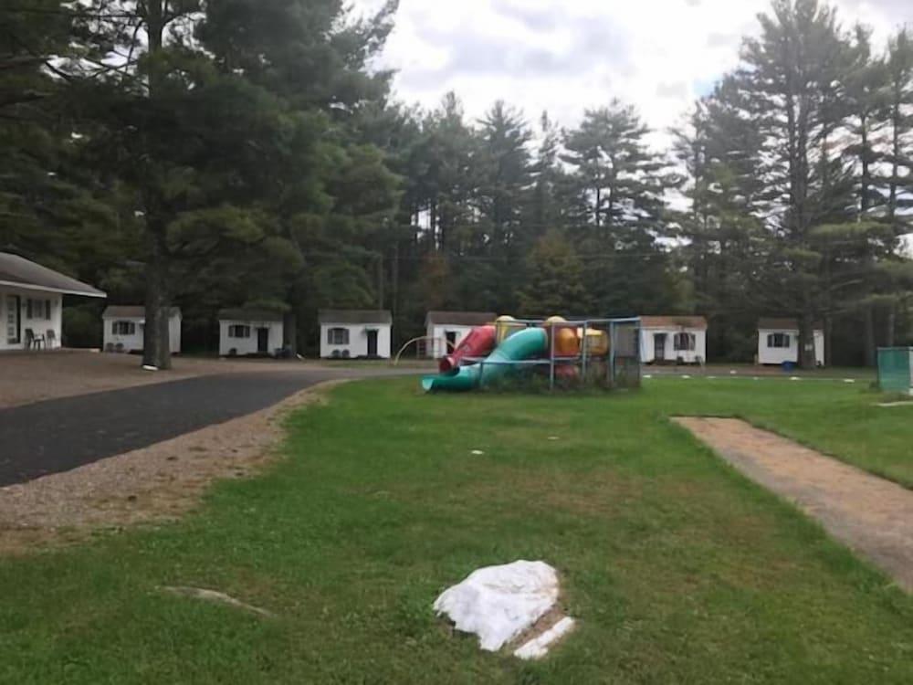 Catskill Motor Court Motel photo 35