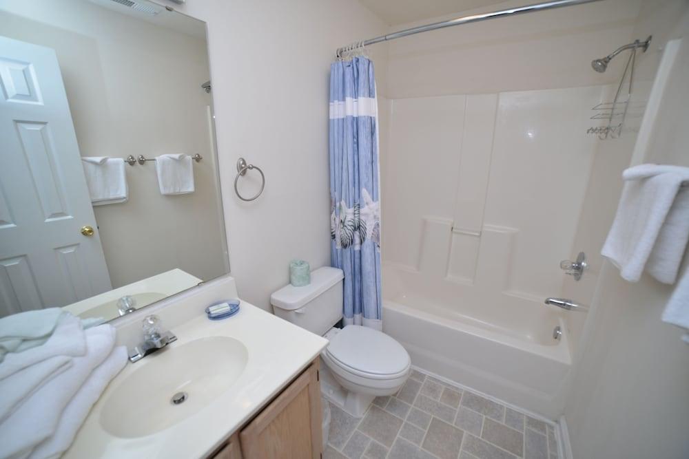 River Oaks Resort photo 96