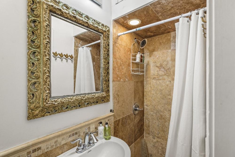 The Residence Hotel photo 57