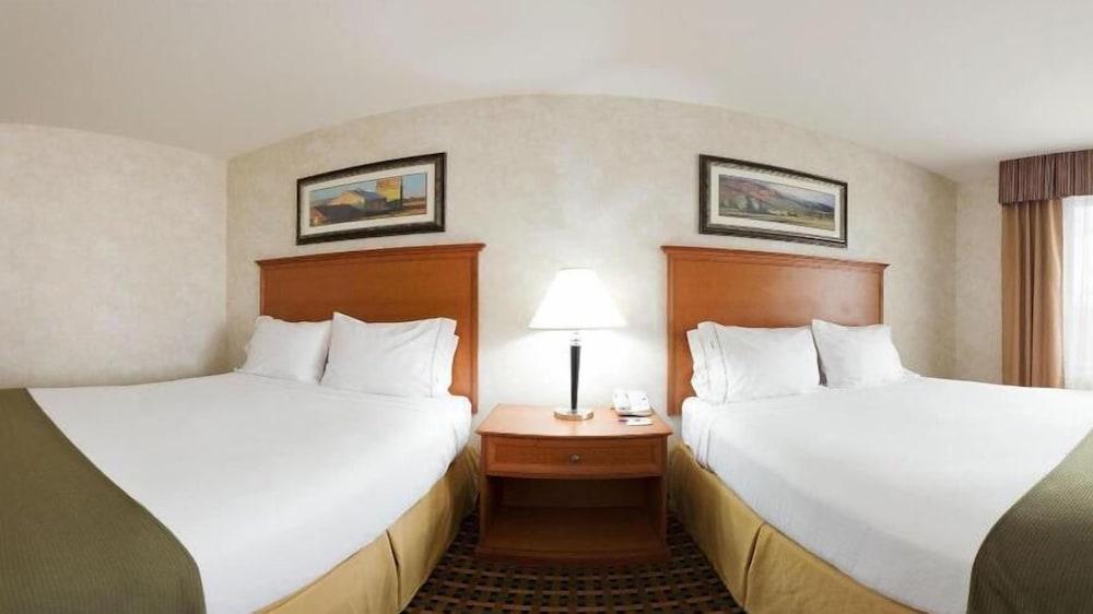 Holiday Inn Express Rawlins by IHG photo 4