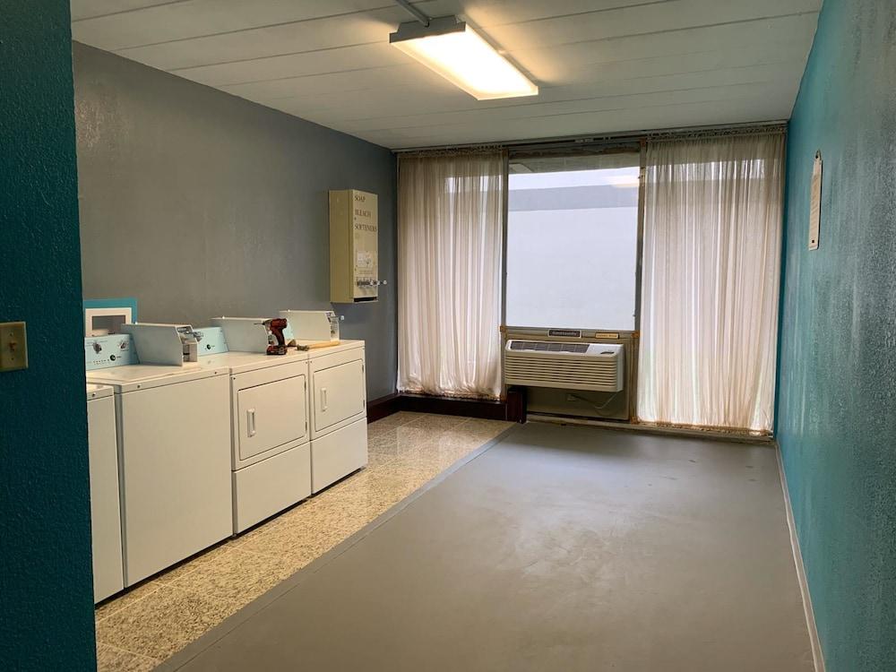 FairBridge Inn Express Melrose Park photo 17
