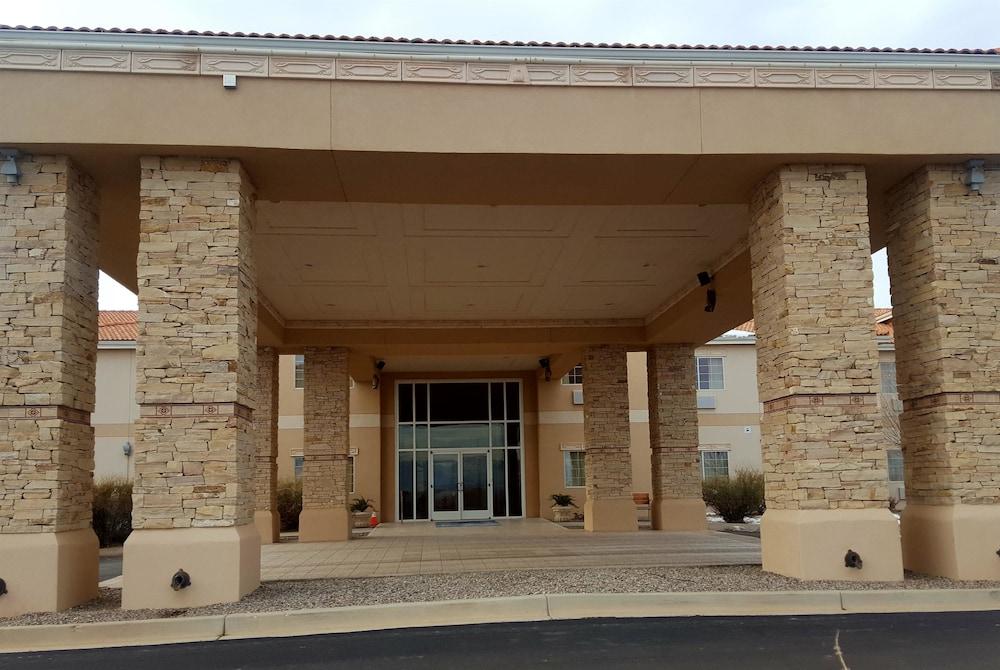 Baymont by Wyndham Belen NM photo 15