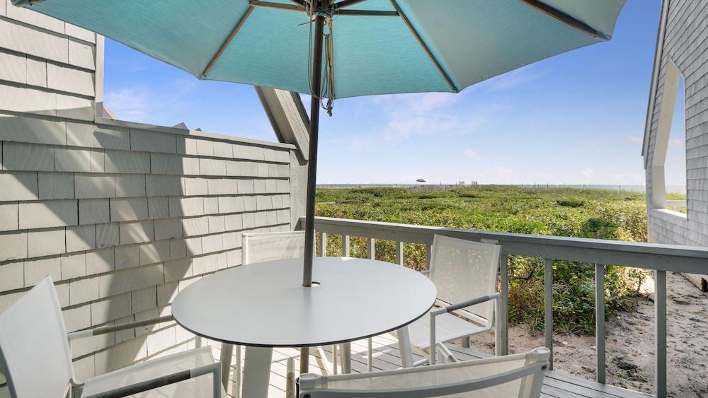 The Surf Club photo 37