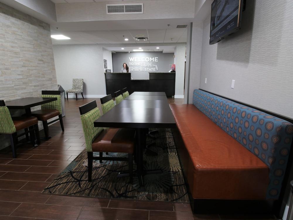 Hampton Inn St. Augustine-I-95 photo 38