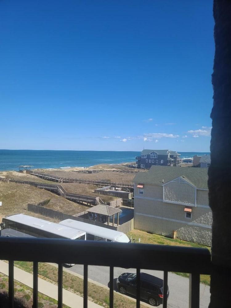 Ocean Reef Suites photo 16