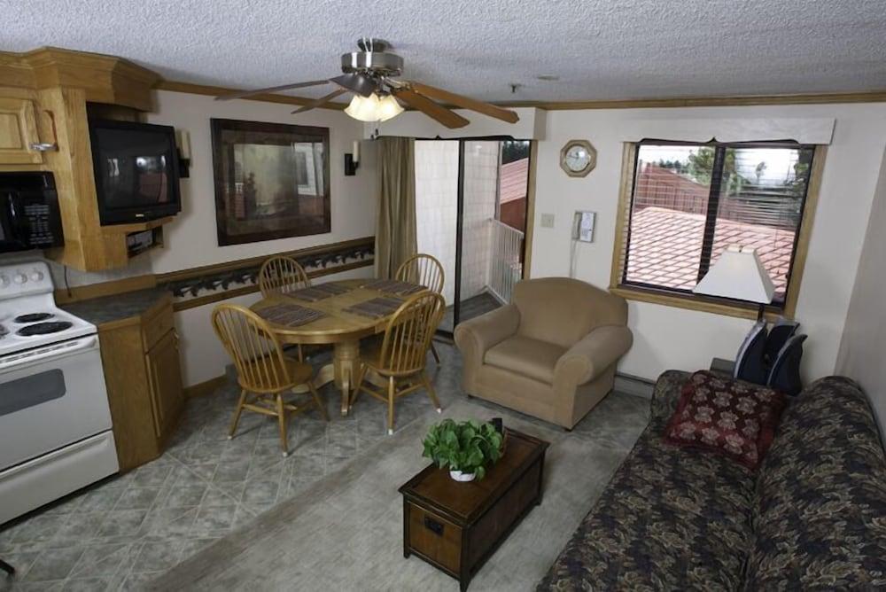Mountain Lodge photo 10
