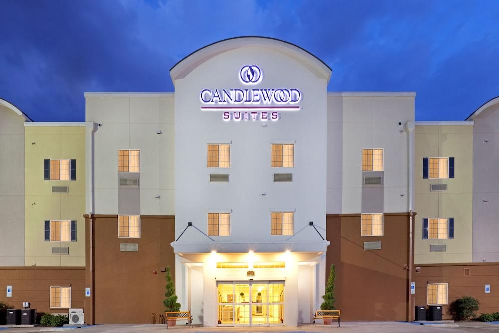 Candlewood Suites Houston North I45 by IHG photo 31