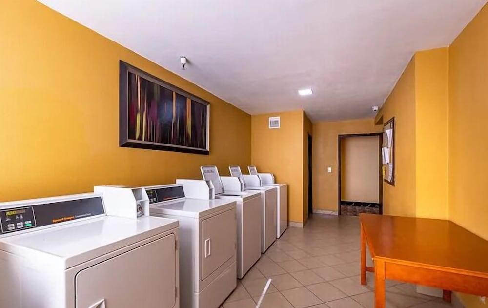 Sun Valley Suites photo 6