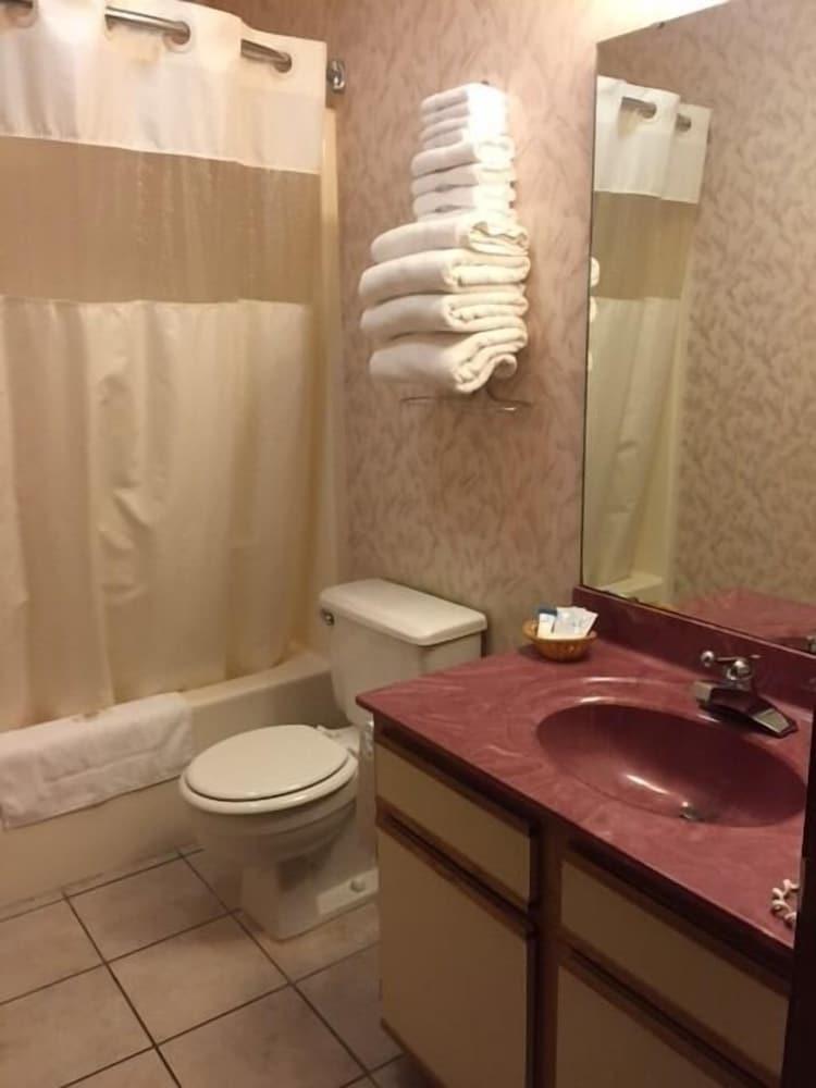 Compton Ridge Resort photo 8