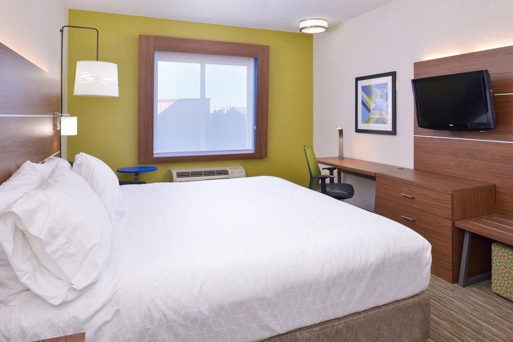 Holiday Inn Express & Suites Abilene by IHG photo 17