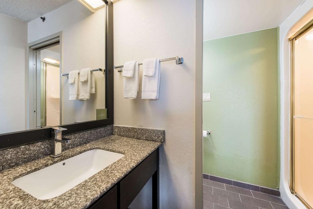 Studio 6 Suites – Knoxville, TN photo 25