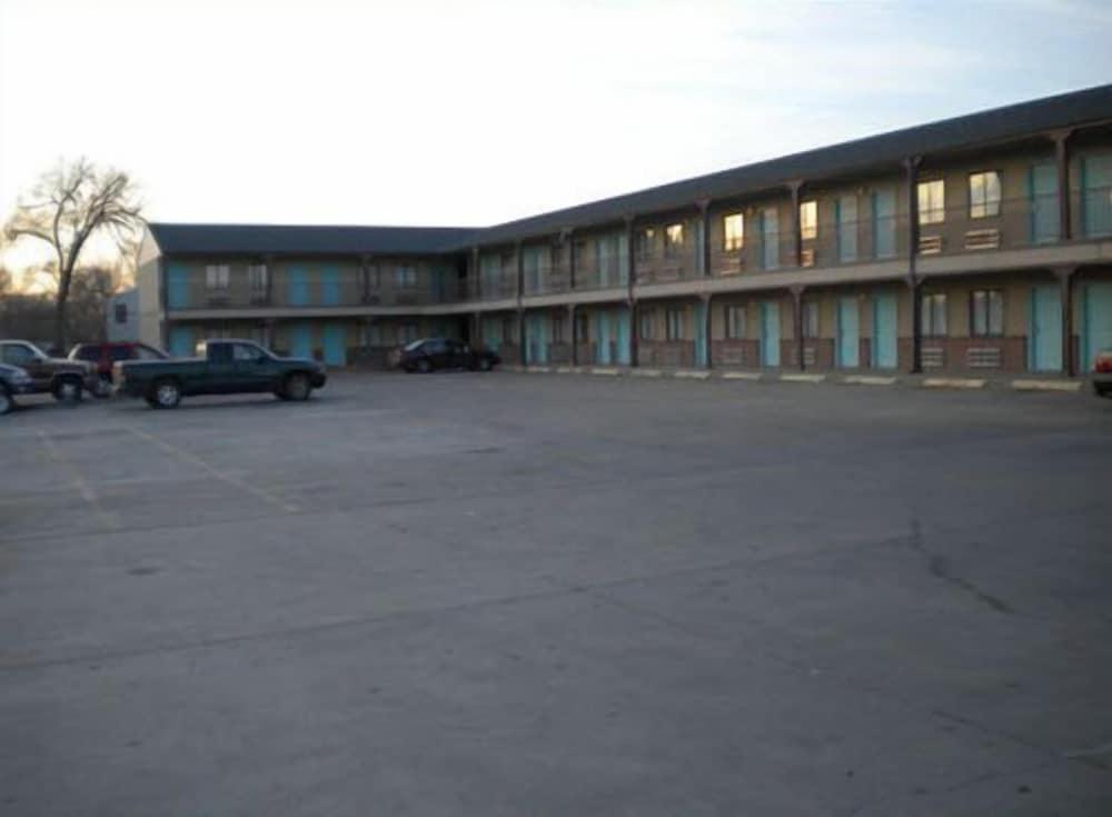 Heritage Inn photo 7