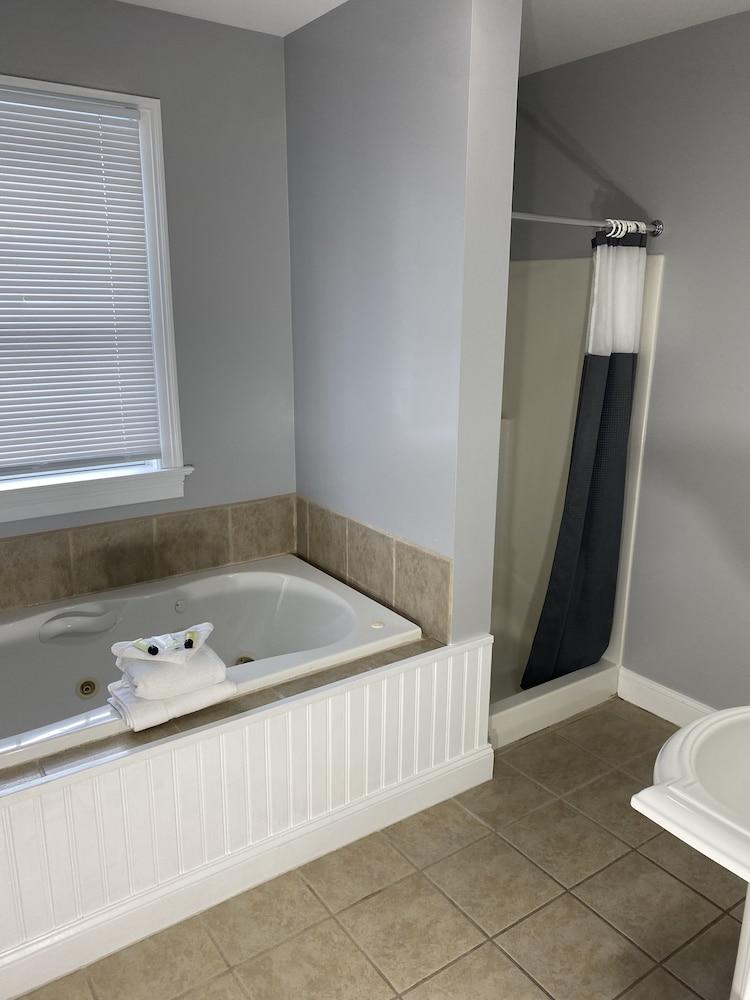 The Taber Inne & Suites photo 8