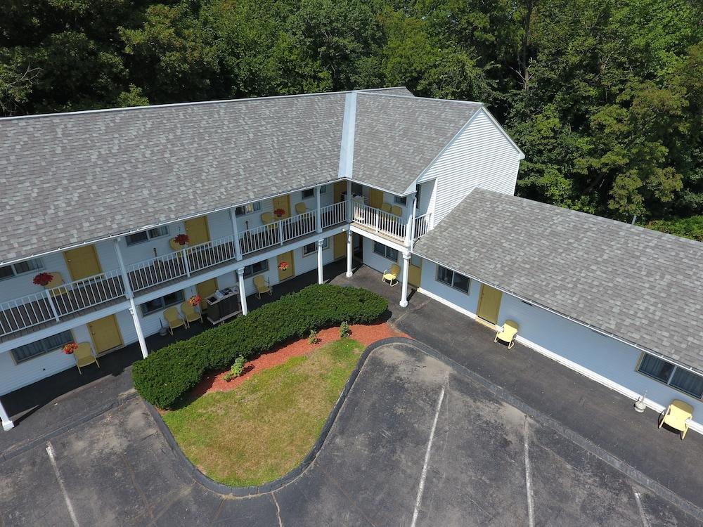 The Towne Motel photo 83