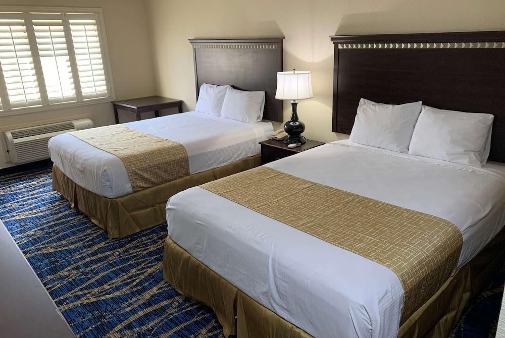 Travelodge by Wyndham Odessa photo 12