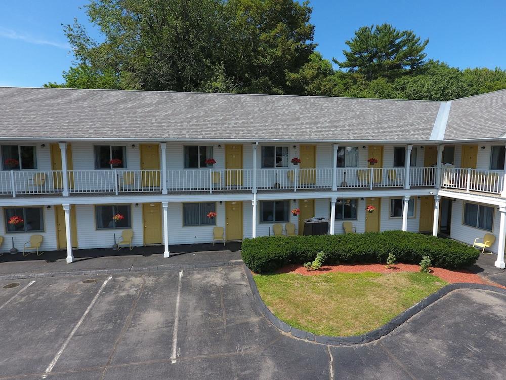 The Towne Motel photo 16