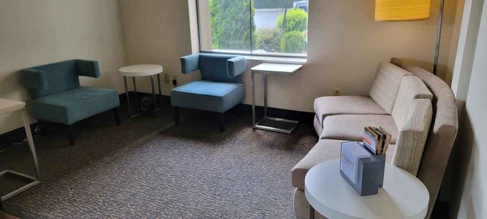Sleep Inn Bessemer Helena photo 3
