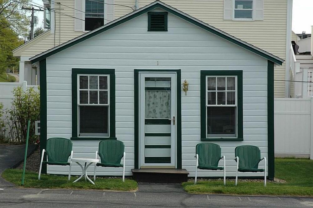 Channel Watefront Cottages photo 9