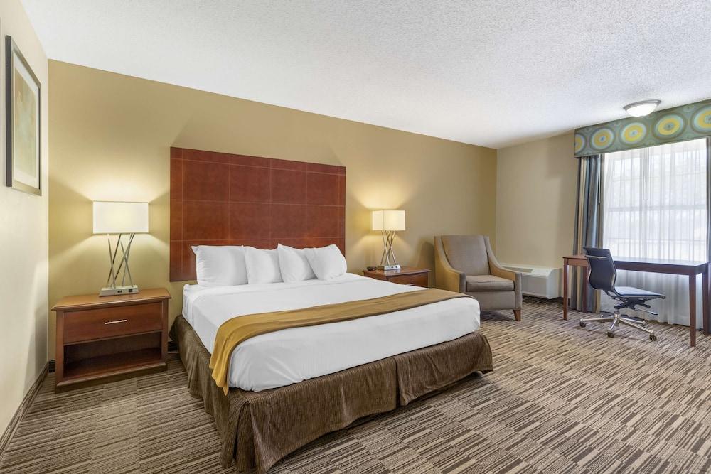 Best Western Sunday House Inn photo 14