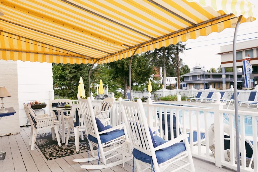 Admiral Motel photo 45