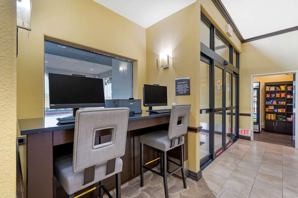 Best Western Plus DFW Airport Suites photo 35