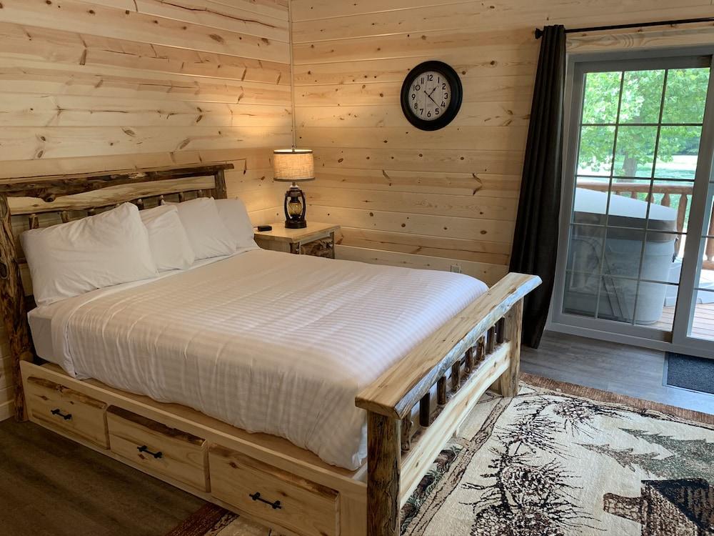 Cricket Hill Lodge & Cabins photo 60