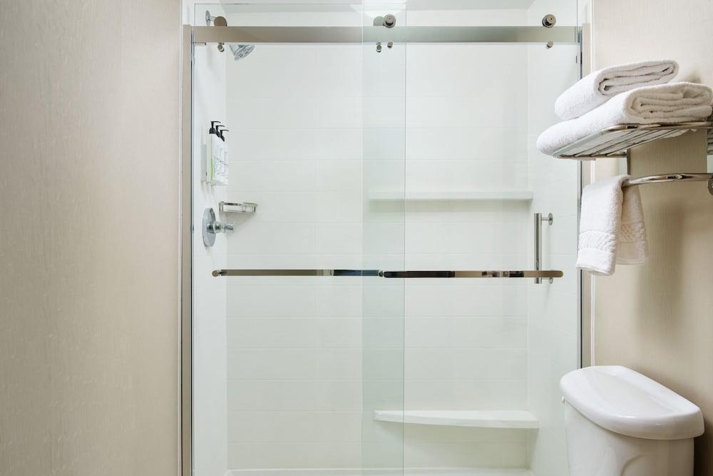 Springhill Suites by Marriott Richmond Northwest photo 16