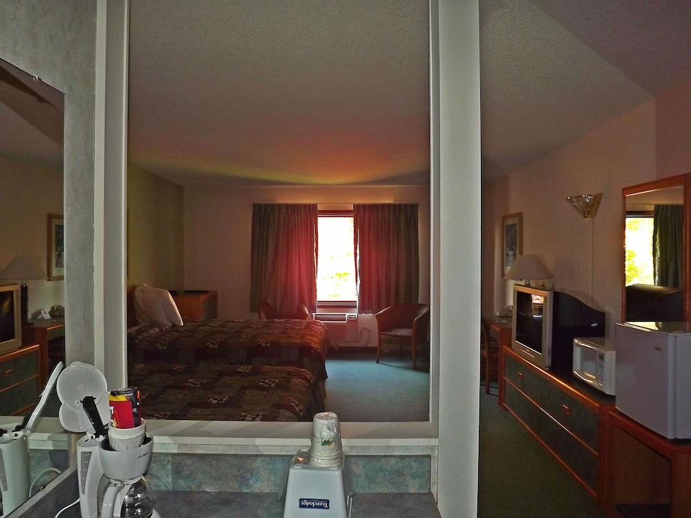 Travelodge by Wyndham Kalispell photo 4