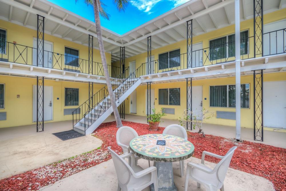Key Largo Inn photo 14