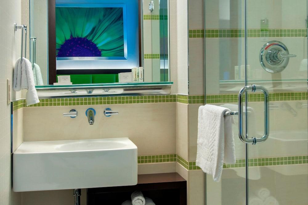 SpringHill Suites by Marriott New York Midtown Manhattan photo 13