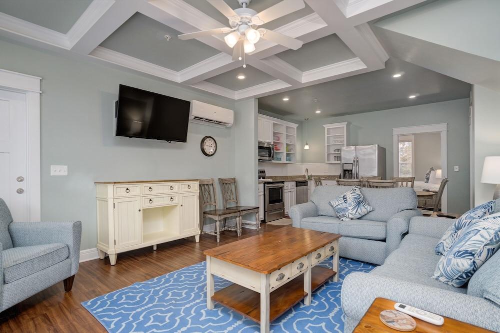 Bransons Nantucket photo 50