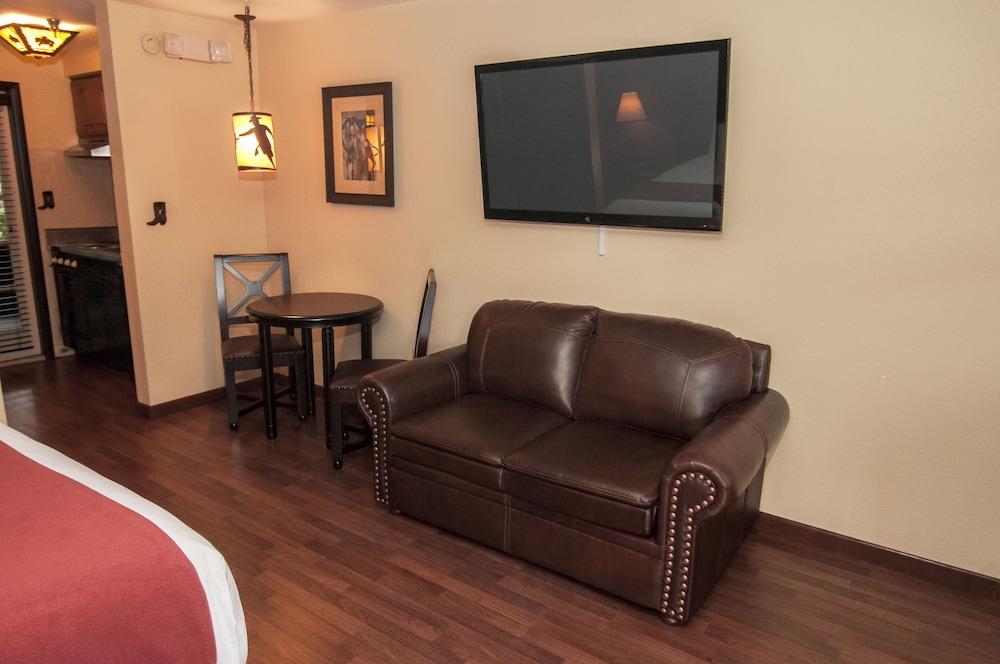 Westgate River Ranch Resort & Rodeo photo 23