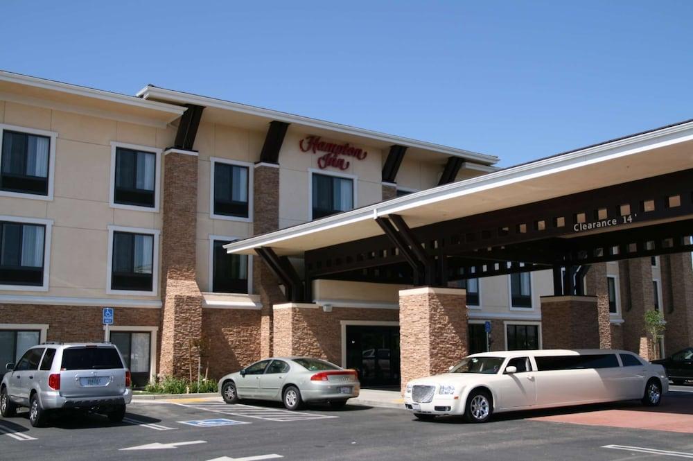 Hampton Inn Brentwood photo 1