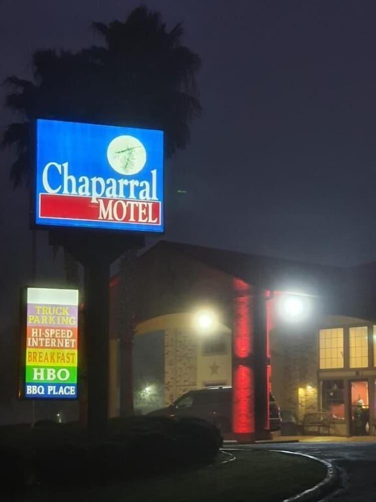 Chaparral Motel photo 59