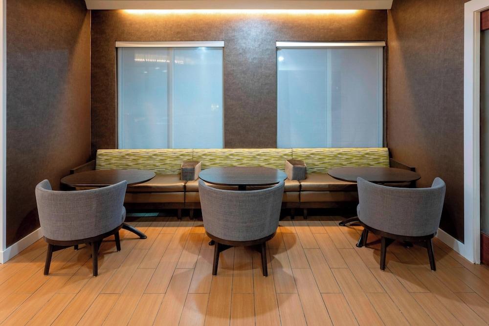 SpringHill Suites by Marriott Rochester-Mayo Clinic/St Marys photo 2