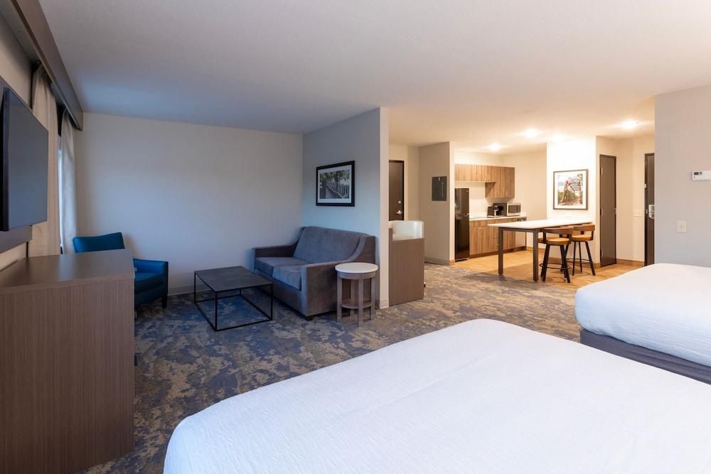 GrandStay Hotel & Suites Algona IA photo 6