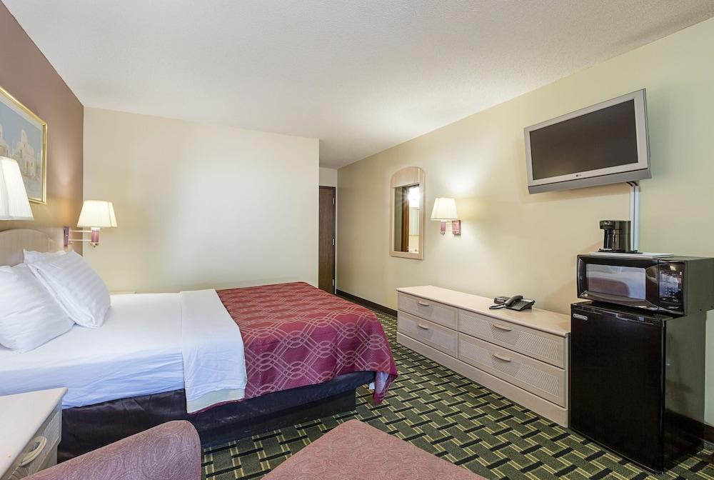 Americas Best Value Inn Beatrice photo 12