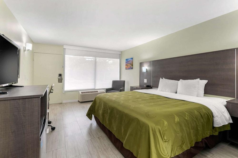 Quality Inn University North I-75 photo 15