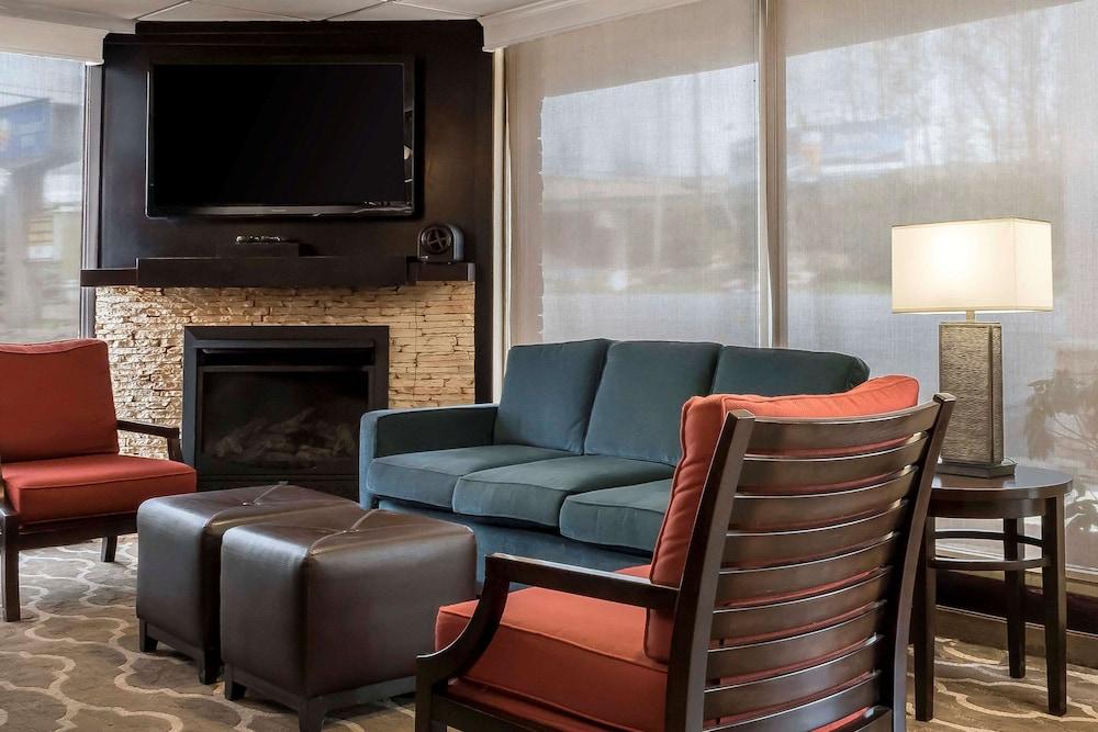 Comfort Inn - Pocono Mountains photo 18