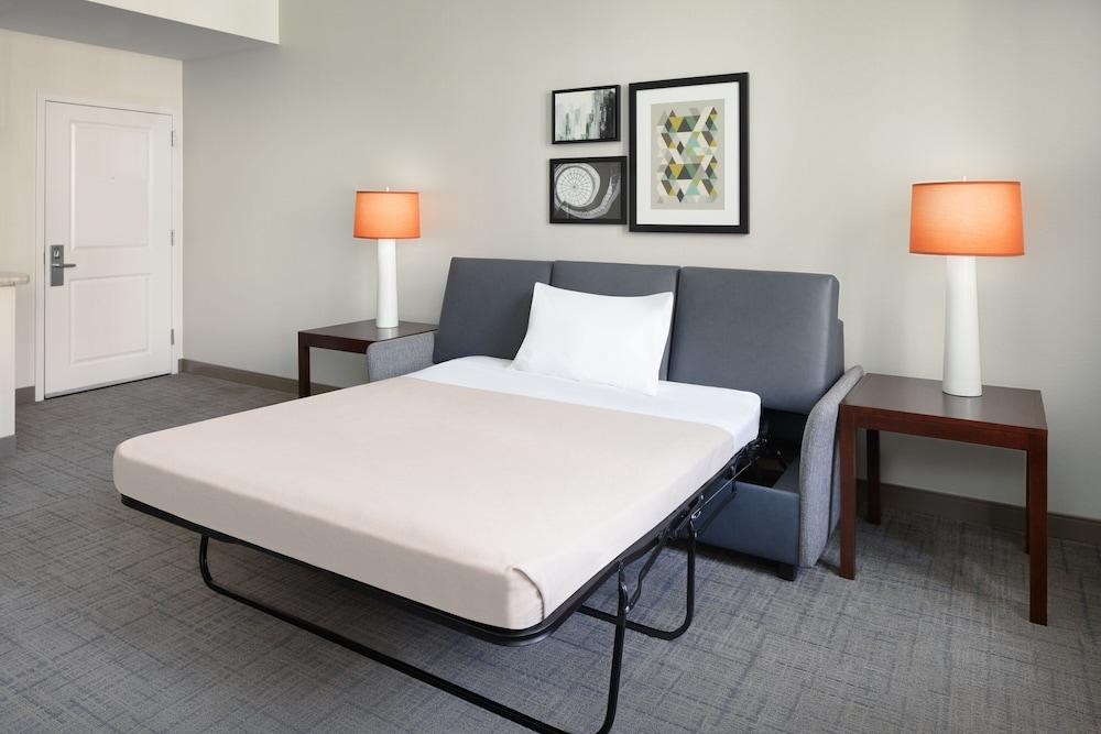 Residence Inn by Marriott Savannah Downtown/Historic Distric photo 10