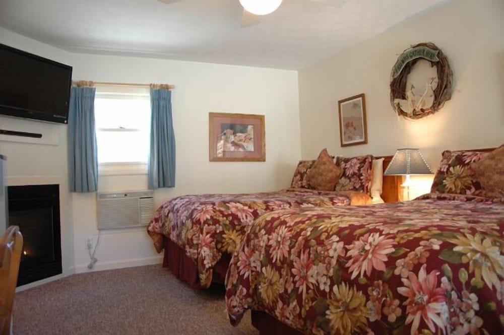 The Homestead Inn photo 32