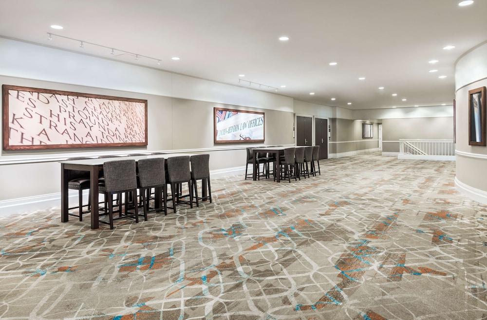 President Abraham Lincoln Springfield - DoubleTree by Hilton photo 50