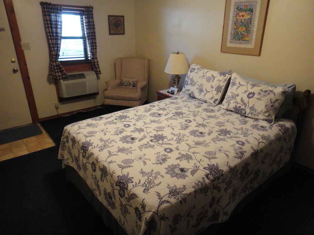 Brackenridge Lodge photo 33