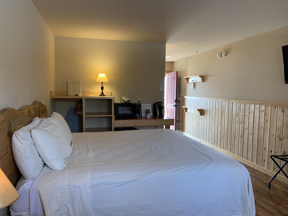Methow River Lodge & Cabins photo 40