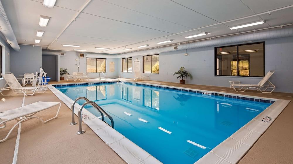 Best Western Plus Louisa photo 25