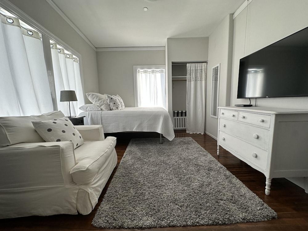 The Vurpillat Beachfront Hotel photo 50
