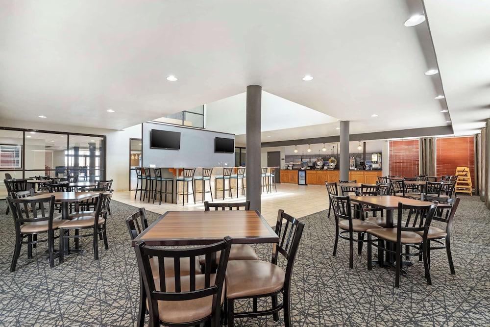 Best Western Northwest Corpus Christi Inn & Suites photo 10