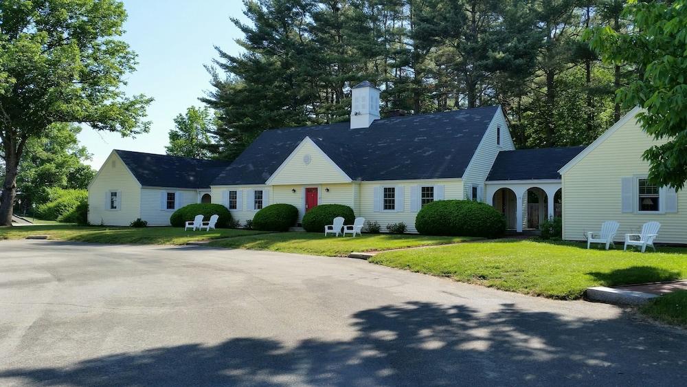 Old Sturbridge Inn and Reeder Family Lodges photo 44