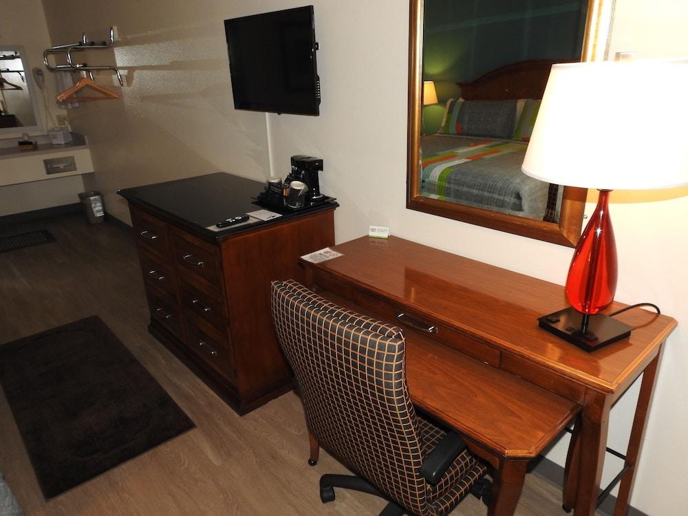 Edelweiss Inn photo 25