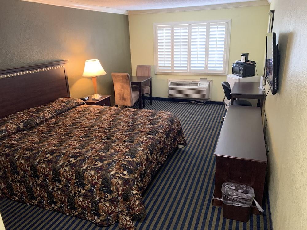 Travelodge by Wyndham Odessa photo 4